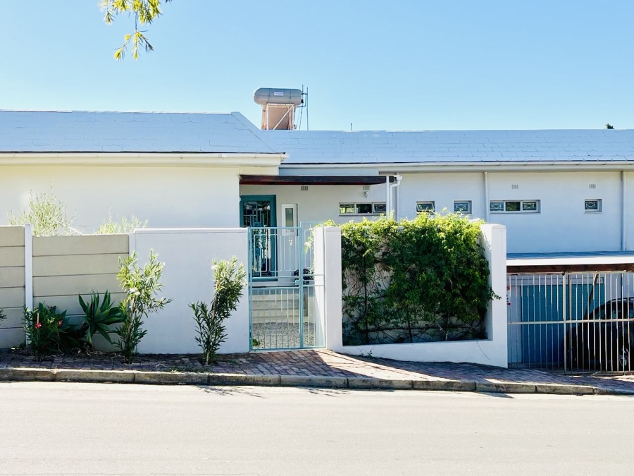 To Let 3 Bedroom Property for Rent in Riebeek Kasteel Western Cape